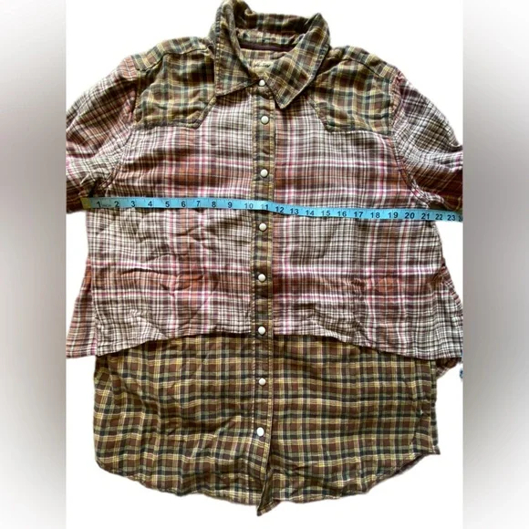 We the Free Plaid Two Tone Layered Flannel size Medium - Picture 9 of 14